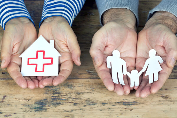 【簡単比較】生命保険と損害保険の違いとは？種類や保障内容をわかりやすく解説