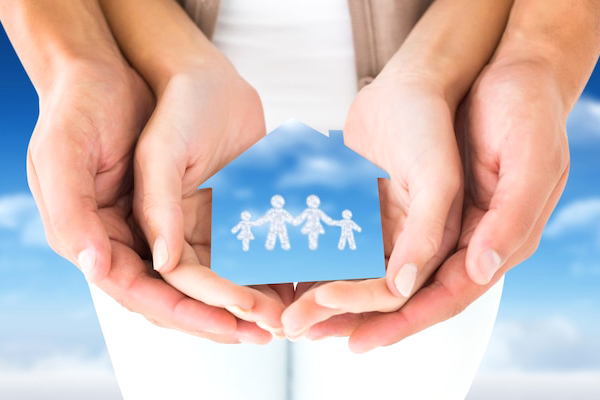 生命保険とは？種類や加入するメリット・デメリットを解説