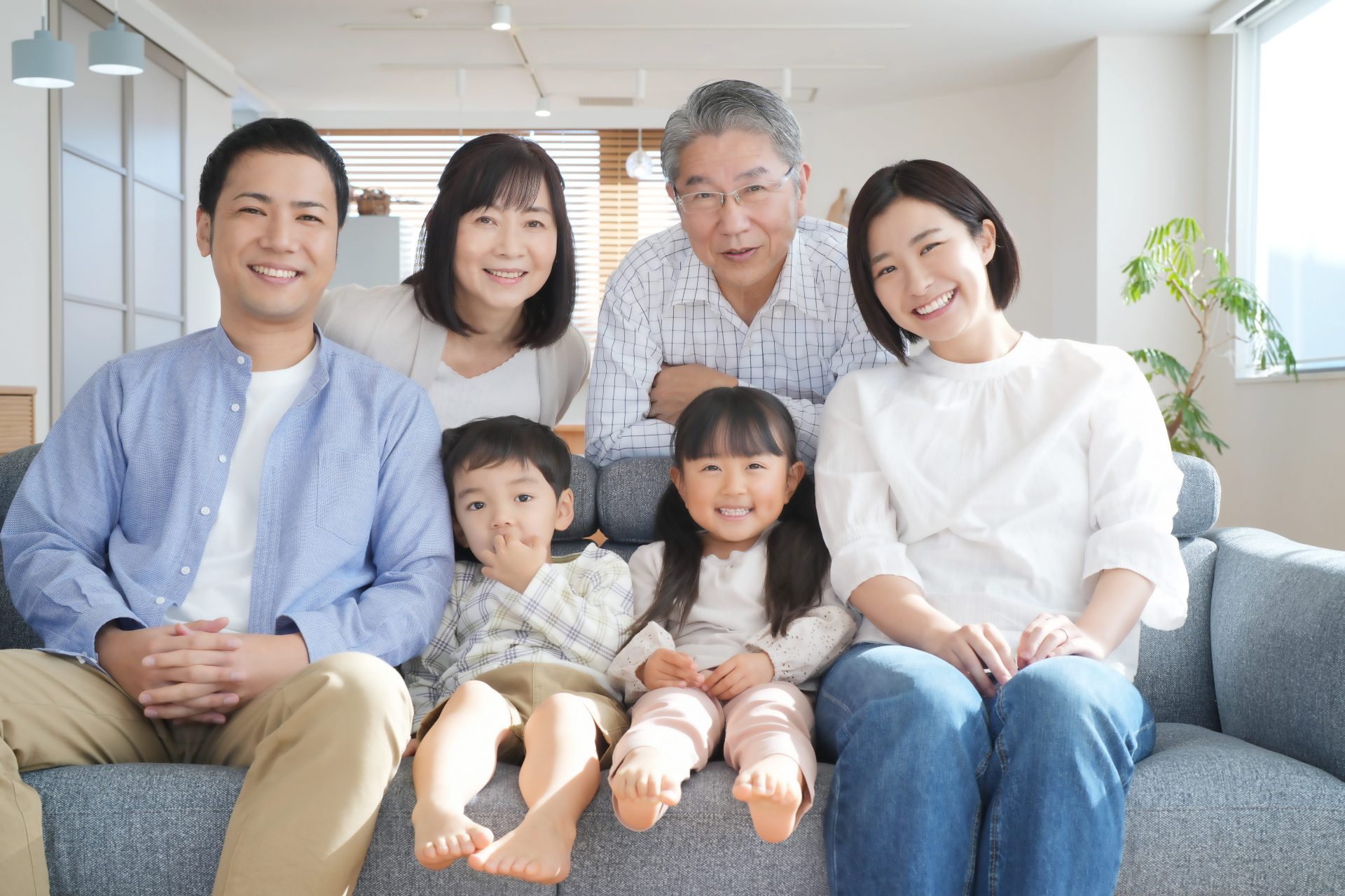 みんなの「生命保険事情」隣の家族はどうしてる？気になる内容をデータで見る