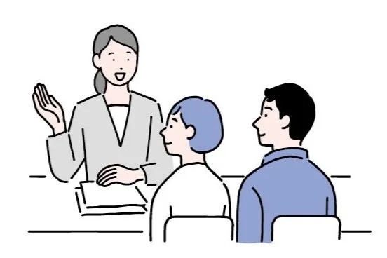 民間介護保険の種類と受取方法。公的介護保険との違いも